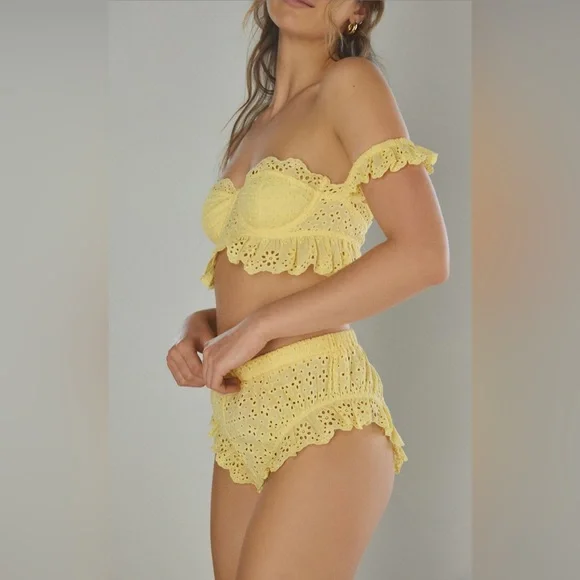 Out From Under Picnic Me Up eyelet ruffle boyshort - Picture 1 of 5